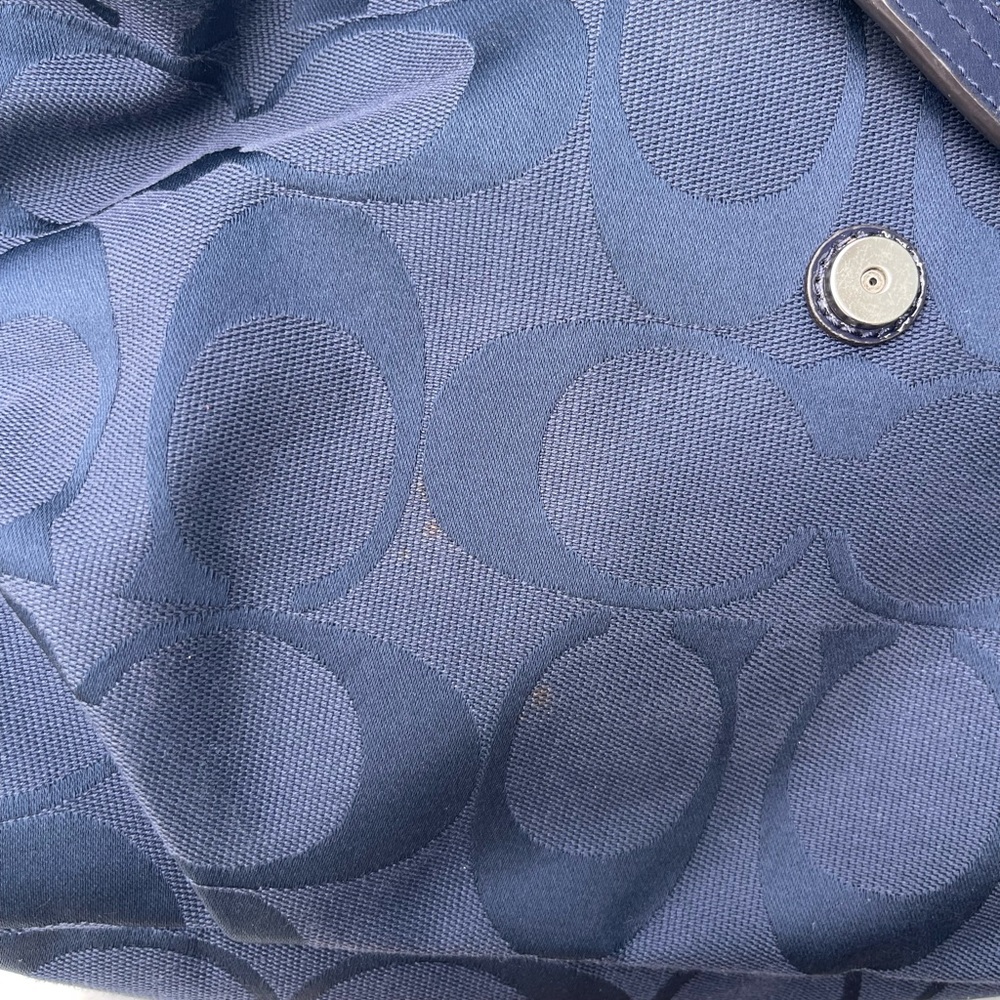Coach Soho Carryall - Picture 5 of 6